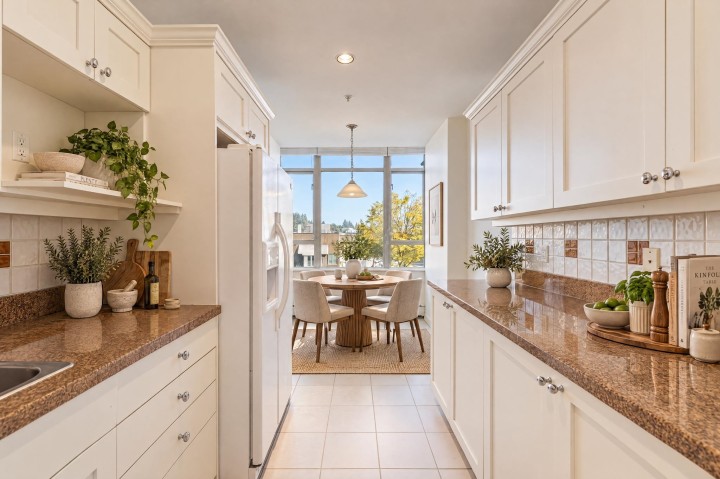 Photo 4 at 205 - 1896 Marine Drive, Ambleside, West Vancouver
