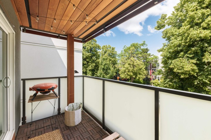 Photo 16 at 306 - 570 E 8th Avenue, Mount Pleasant VE, Vancouver East