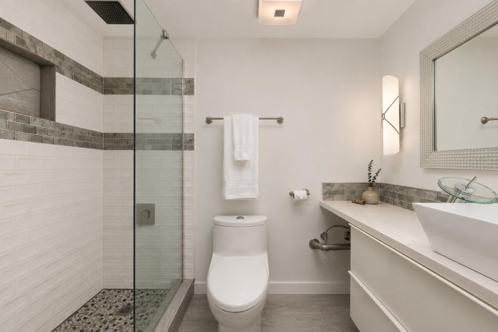 Photo 14 at 306 - 570 E 8th Avenue, Mount Pleasant VE, Vancouver East