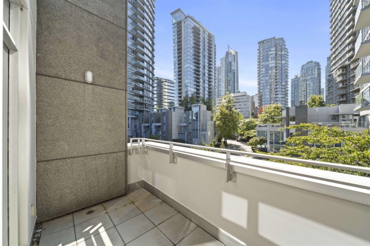 Photo 26 at TH19 - 1281 W Cordova Street, Coal Harbour, Vancouver West