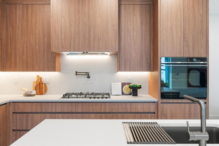 Photo 5 at 948 W 57th Avenue, South Cambie, Vancouver West