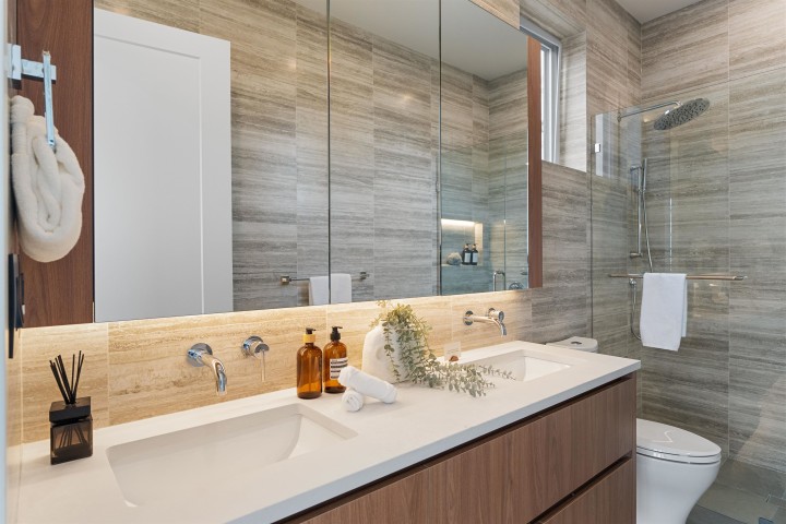 Photo 14 at 948 W 57th Avenue, South Cambie, Vancouver West
