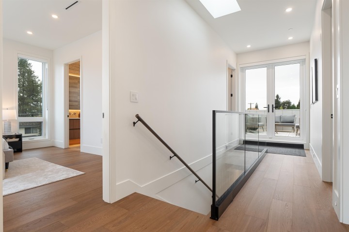 Photo 15 at 948 W 57th Avenue, South Cambie, Vancouver West