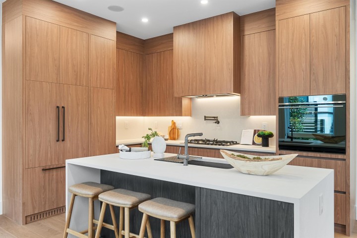 Photo 8 at 948 W 57th Avenue, South Cambie, Vancouver West