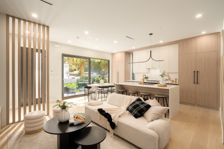 Photo 4 at 1 - 2941 W 29th Avenue, MacKenzie Heights, Vancouver West