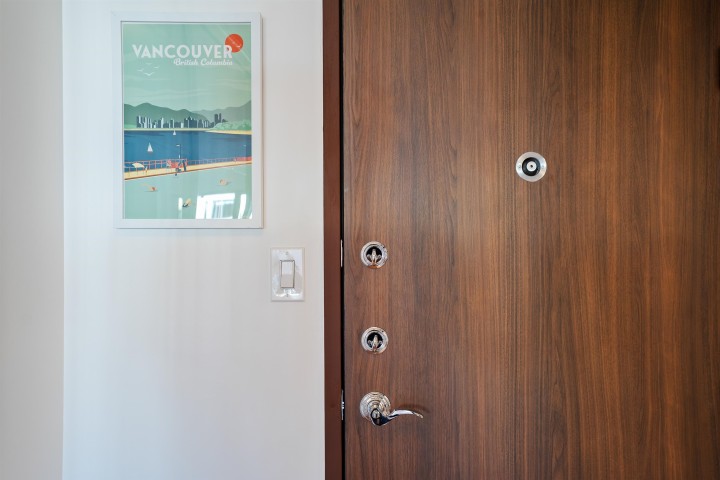 Photo 2 at 210 - 2450 Cornwall Avenue, Kitsilano, Vancouver West