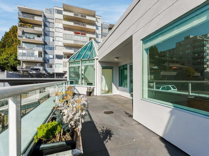 Photo 17 at 204 - 565 17 Street, Ambleside, West Vancouver