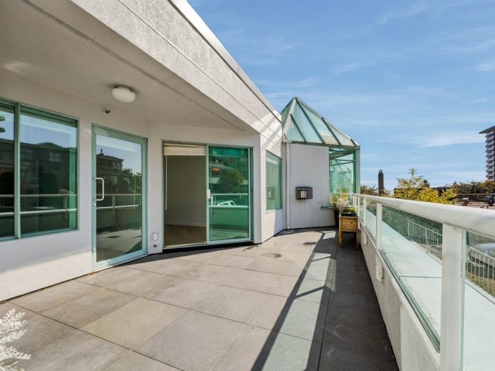 Photo 16 at 204 - 565 17 Street, Ambleside, West Vancouver