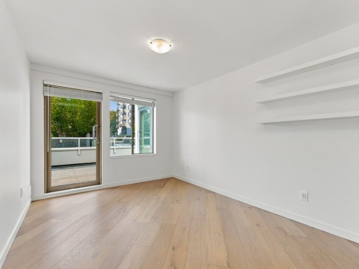 Photo 28 at 204 - 565 17 Street, Ambleside, West Vancouver