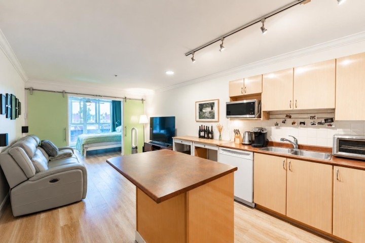 Photo 11 at 406 - 5629 Dunbar Street, Dunbar, Vancouver West