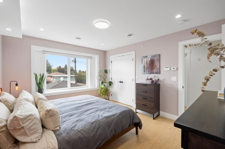 Photo 16 at 5867 Battison Street, Killarney VE, Vancouver East