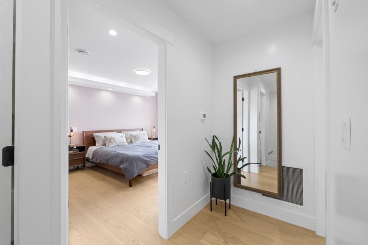 Photo 14 at 5867 Battison Street, Killarney VE, Vancouver East