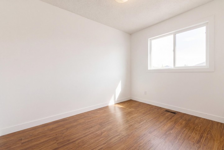 Photo 14 at 441 E 28th Avenue, Fraser VE, Vancouver East