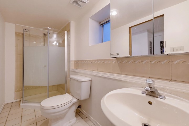 Photo 21 at 441 E 28th Avenue, Fraser VE, Vancouver East