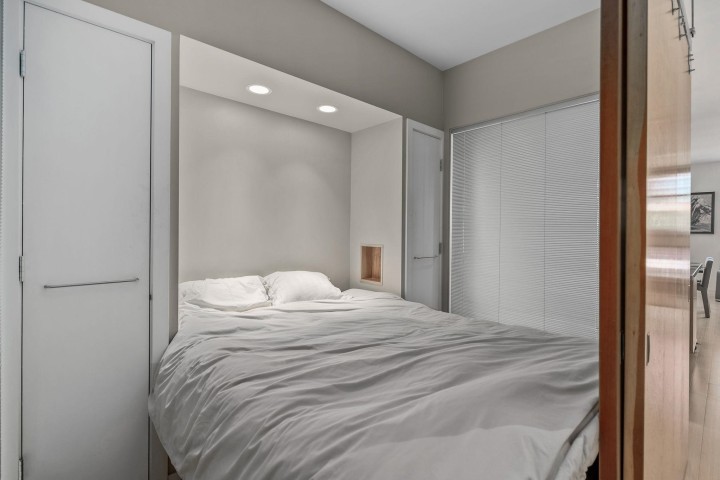 Photo 14 at 402 - 1072 Hamilton Street, Yaletown, Vancouver West