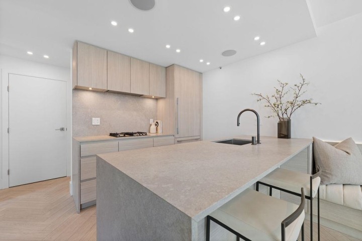 Photo 3 at 2206 - 1438 Richards Street, Yaletown, Vancouver West