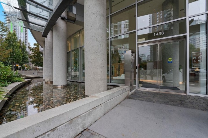 Photo 39 at 2206 - 1438 Richards Street, Yaletown, Vancouver West