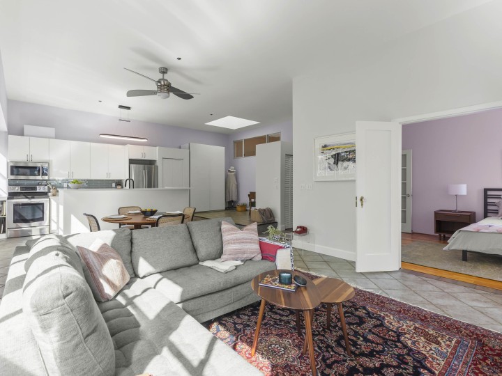 Photo 13 at 304 - 4590 Earles Street, Collingwood VE, Vancouver East