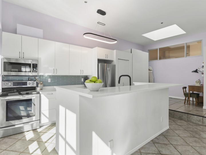 Photo 17 at 304 - 4590 Earles Street, Collingwood VE, Vancouver East