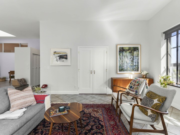 Photo 9 at 304 - 4590 Earles Street, Collingwood VE, Vancouver East