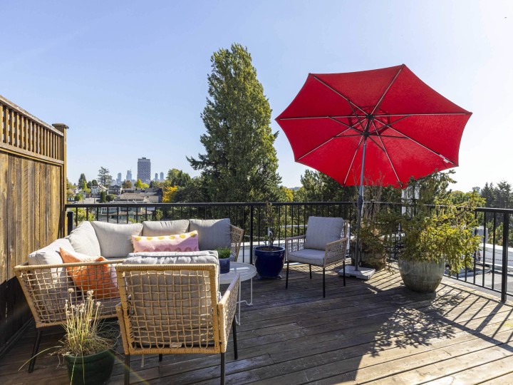 Photo 34 at 304 - 4590 Earles Street, Collingwood VE, Vancouver East