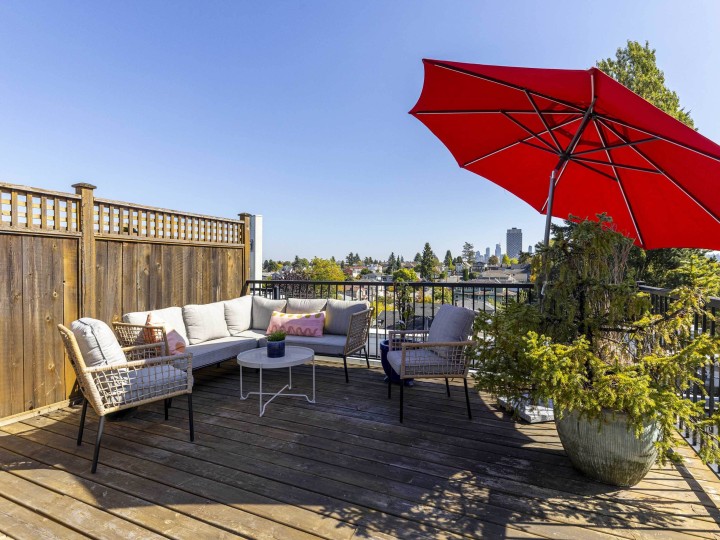 Photo 35 at 304 - 4590 Earles Street, Collingwood VE, Vancouver East