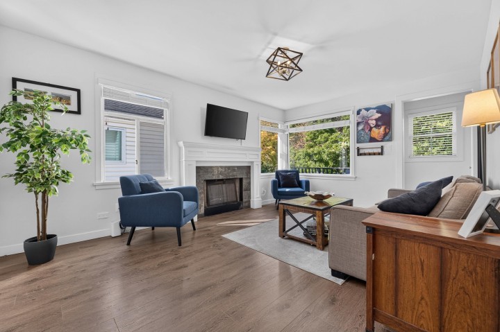 Photo 6 at 2218 E 11th Avenue, Grandview Woodland, Vancouver East