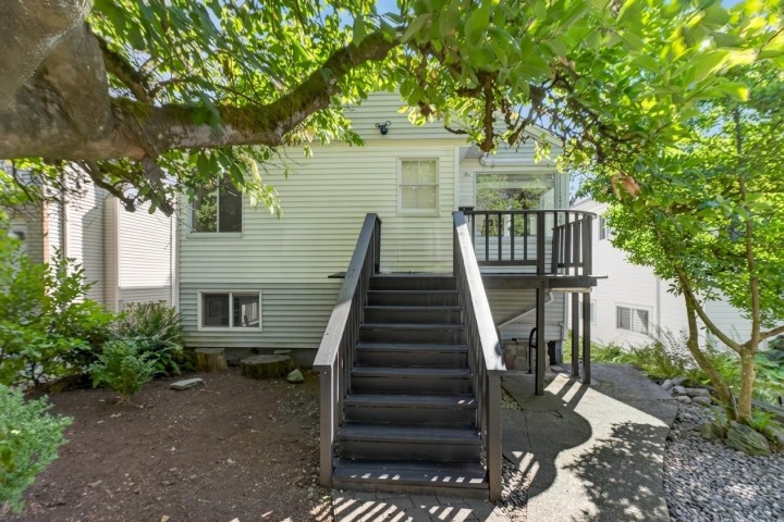 Photo 3 at 2218 E 11th Avenue, Grandview Woodland, Vancouver East
