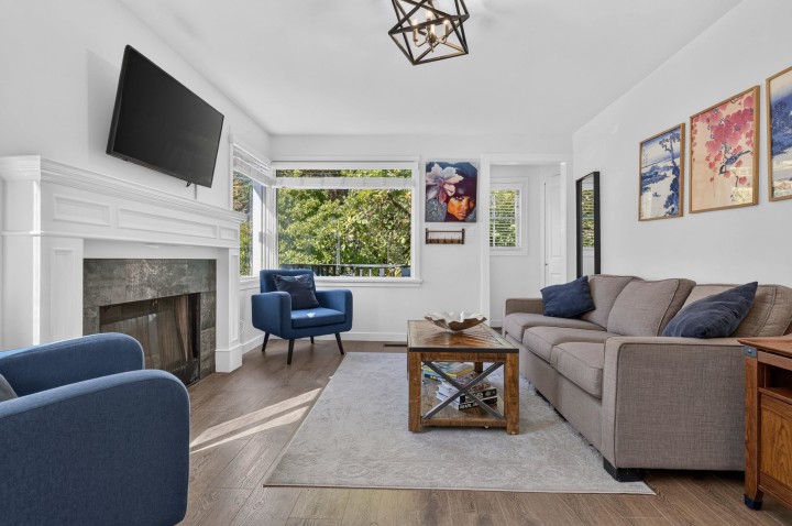 Photo 5 at 2218 E 11th Avenue, Grandview Woodland, Vancouver East