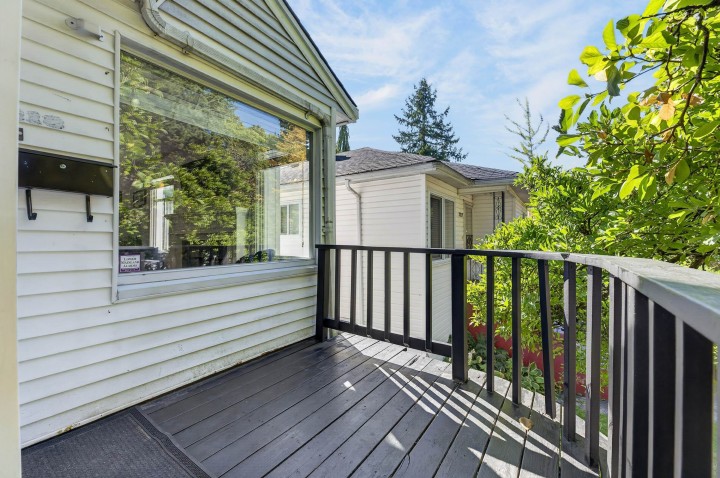 Photo 4 at 2218 E 11th Avenue, Grandview Woodland, Vancouver East