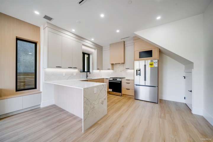 Photo 9 at 1 - 2636 Mcgill Street, Hastings Sunrise, Vancouver East