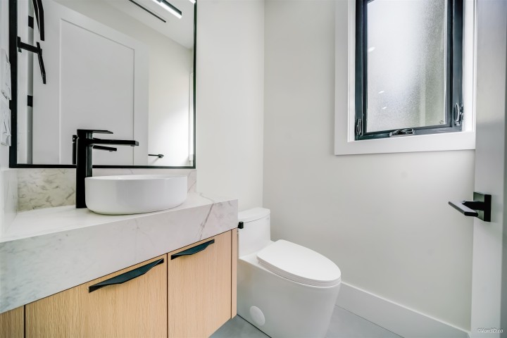 Photo 15 at 1 - 2636 Mcgill Street, Hastings Sunrise, Vancouver East