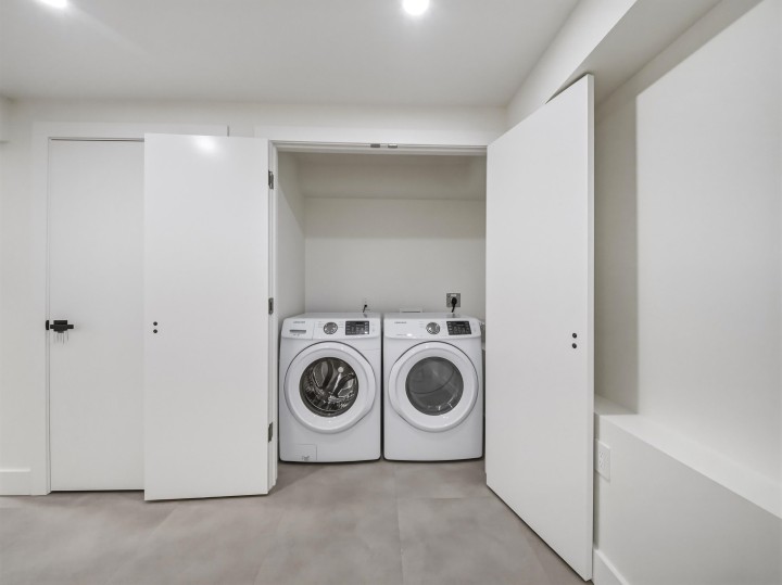 Photo 21 at 1 - 2339 Parker Street, Grandview Woodland, Vancouver East