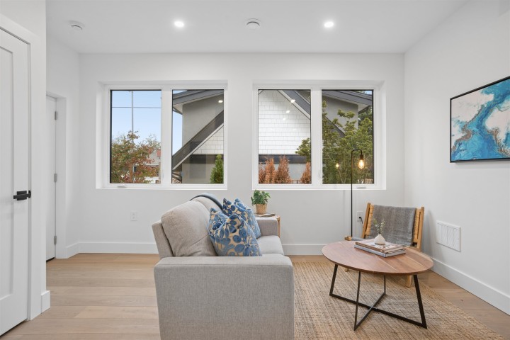 Photo 9 at 2 - 2339 Parker Street, Grandview Woodland, Vancouver East