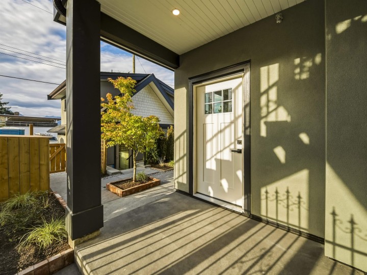 Photo 18 at 2 - 2339 Parker Street, Grandview Woodland, Vancouver East
