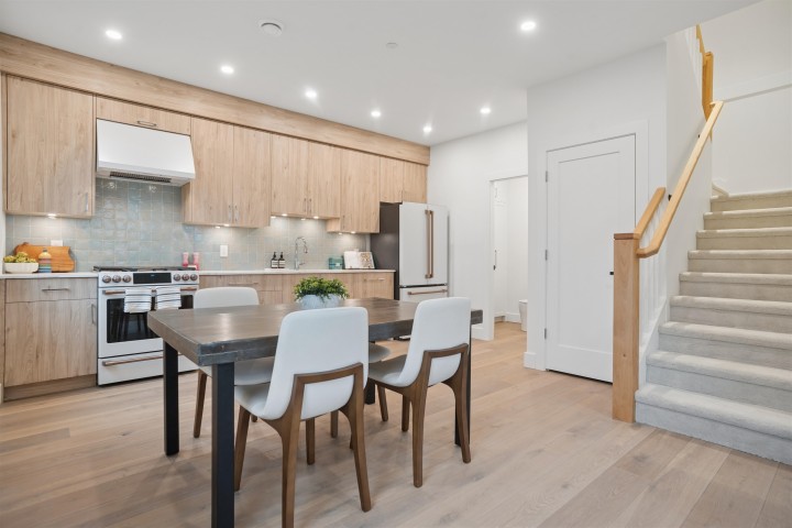 Photo 11 at 2 - 2339 Parker Street, Grandview Woodland, Vancouver East