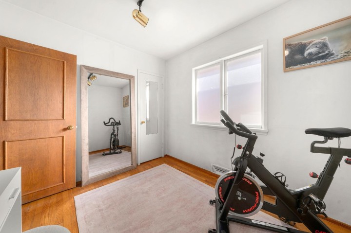 Photo 25 at 2554 Adanac Street, Renfrew VE, Vancouver East