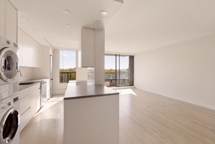 Photo 4 at 902 - 2370 W 2nd Avenue, Kitsilano, Vancouver West