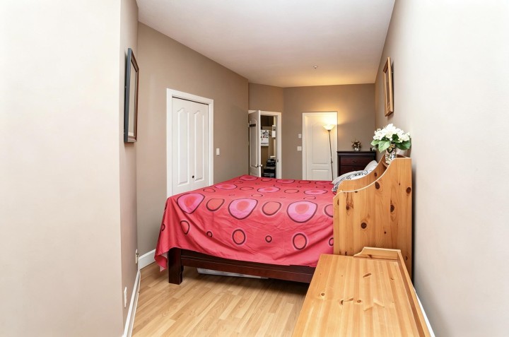 Photo 9 at 305 - 3615 W 17th Avenue, Dunbar, Vancouver West