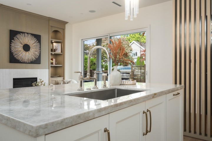 Photo 11 at 1 - 2344 W 45th Avenue, Kerrisdale, Vancouver West