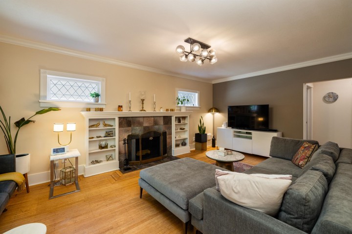 Photo 4 at 4343 11th Avenue, Point Grey, Vancouver West