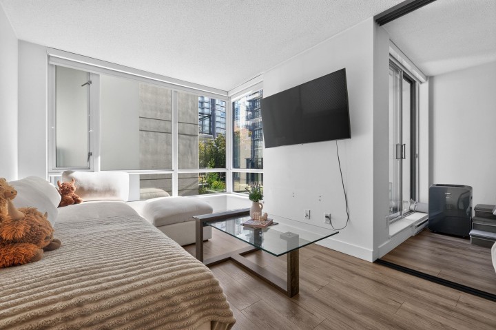 Photo 2 at 312 - 1082 Seymour Street, Downtown VW, Vancouver West