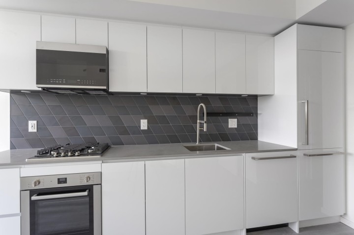 Photo 5 at 405 - 3264 Vanness Avenue, Collingwood VE, Vancouver East