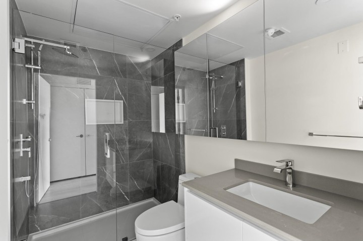 Photo 15 at 405 - 3264 Vanness Avenue, Collingwood VE, Vancouver East
