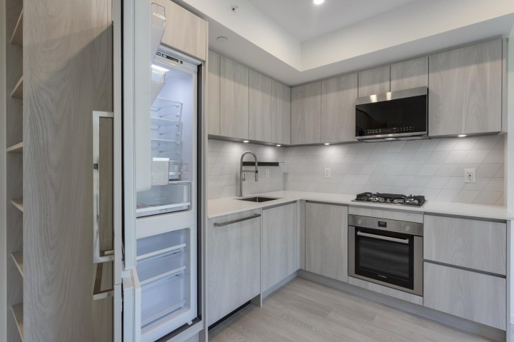 Photo 5 at 410 - 3264 Vanness Avenue, Collingwood VE, Vancouver East