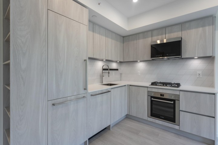 Photo 4 at 410 - 3264 Vanness Avenue, Collingwood VE, Vancouver East