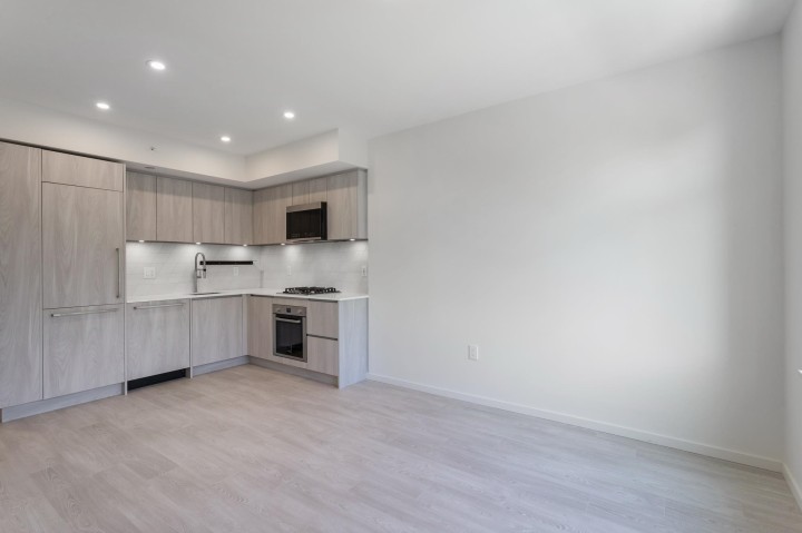 Photo 8 at 410 - 3264 Vanness Avenue, Collingwood VE, Vancouver East