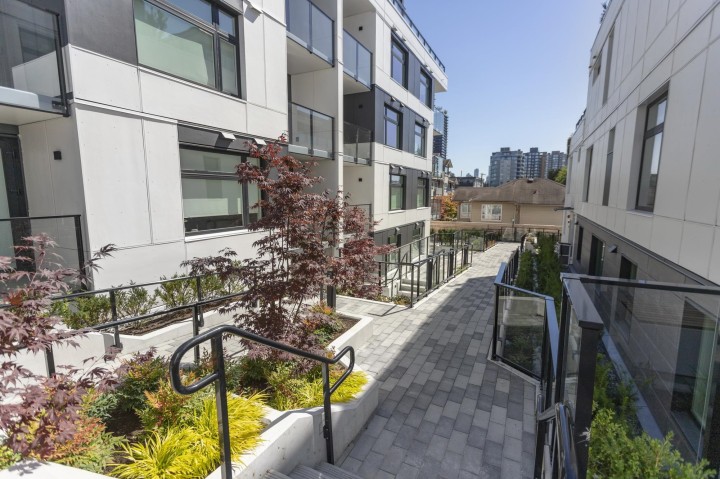 Photo 18 at 204 - 3264 Vanness Avenue, Collingwood VE, Vancouver East