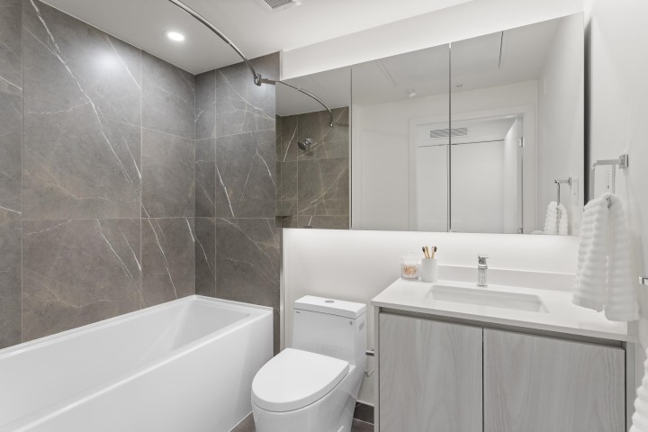 Photo 15 at 204 - 3264 Vanness Avenue, Collingwood VE, Vancouver East