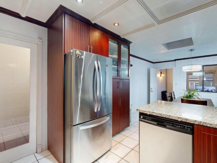 Photo 10 at 7882 Windsor Street, South Vancouver, Vancouver East